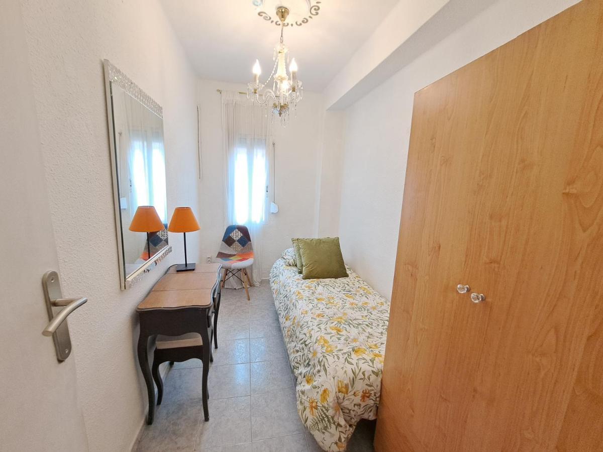 Apartamento Acogedor Con Wifi 발렌시아 외부 사진